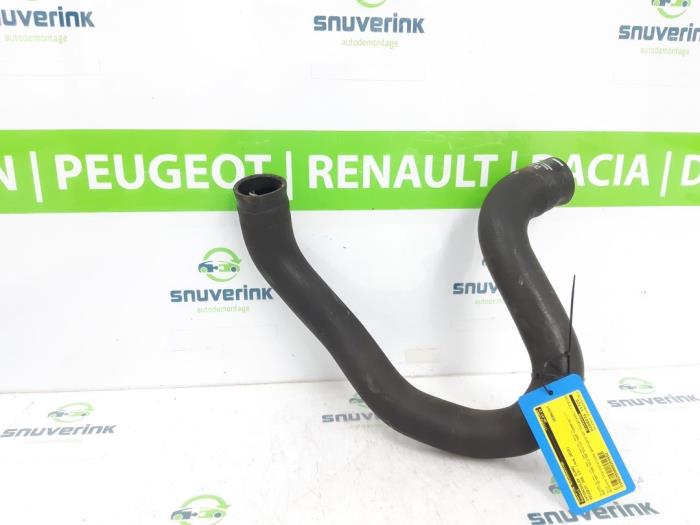 Gebruikte Intercooler Slang Peugeot 308 SW (L4/L9/LC/LJ/LR) 1.6 BlueHDi 120 Prijs € 30,25 Inclusief btw aangeboden door Snuverink Autodemontage