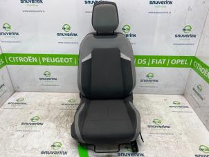 Gebruikte Voorstoel rechts Opel Astra L (F3/FB/FM/FP) 1.2 Turbo 110 12V Prijs € 440,00 Margeregeling aangeboden door Snuverink Autodemontage