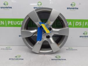 Gebruikte Velg Peugeot 307 SW (3H) 1.6 16V Prijs € 50,00 Margeregeling aangeboden door Snuverink Autodemontage