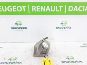 Gebruikte Steun (diversen) Renault Megane IV Estate (RFBK) 1.3 TCE 160 16V Prijs € 25,00 Margeregeling aangeboden door Snuverink Autodemontage