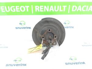 Gebruikte Wiellager achter Renault Megane IV Estate (RFBK) 1.3 TCE 160 16V Prijs op aanvraag aangeboden door Snuverink Autodemontage