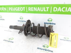 Gebruikte Voorpoot links Renault Megane IV Estate (RFBK) 1.3 TCE 160 16V Prijs op aanvraag aangeboden door Snuverink Autodemontage