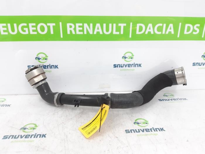 Gebruikte Intercooler Slang Renault Megane IV Estate (RFBK) 1.3 TCE 160 16V Prijs € 90,75 Inclusief btw aangeboden door Snuverink Autodemontage