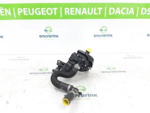 Gebruikte Thermostaathuis Renault Megane IV Estate (RFBK) 1.3 TCE 160 16V Prijs € 96,80 Inclusief btw aangeboden door Snuverink Autodemontage