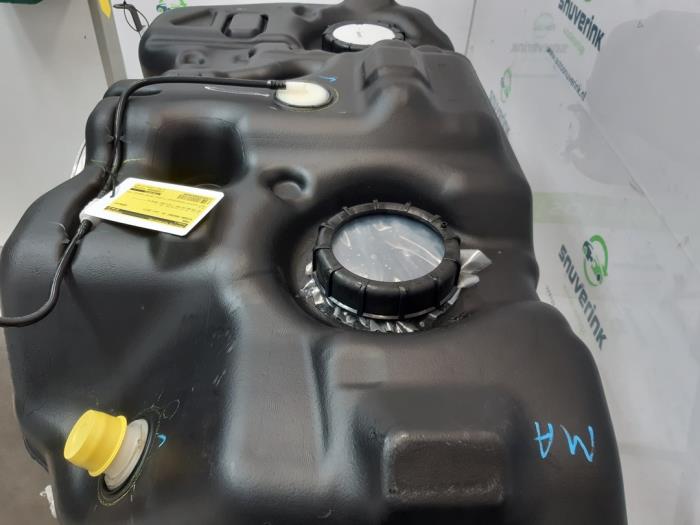 Tank van een Nissan Qashqai (J11) 1.2 DIG-T 16V 2017