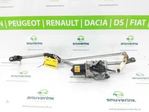 Gebruikte Ruitenwismotor + Mechaniek Renault Scénic II (JM) 1.6 16V Prijs € 55,00 Margeregeling aangeboden door Snuverink Autodemontage