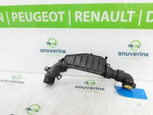 Gebruikte Intercooler Slang Peugeot 308 (L3/L8/LB/LH/LP) 1.2 12V e-THP PureTech 110 Prijs € 40,00 Margeregeling aangeboden door Snuverink Autodemontage