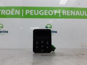 Gebruikte Cabriodak Bediening Peugeot 306 (7D) 1.6 Prijs € 29,98 Margeregeling aangeboden door Snuverink Autodemontage