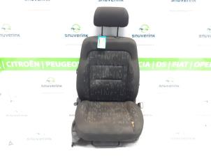 Gebruikte Voorstoel rechts Peugeot 306 (7D) 1.6 Prijs op aanvraag aangeboden door Snuverink Autodemontage