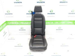 Gebruikte Stoel achter Peugeot 307 SW (3H) 1.6 16V Prijs € 95,00 Margeregeling aangeboden door Snuverink Autodemontage