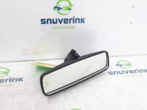 Gebruikte Spiegel binnen Peugeot 2008 (UD/UK/UR/US/UX) 1.2 VTi 12V PureTech 100 Prijs € 35,09 Inclusief btw aangeboden door Snuverink Autodemontage