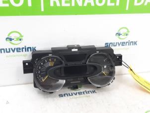 Gebruikte Instrumentenpaneel Renault Captur (2R) 0.9 Energy TCE 12V Prijs € 125,00 Margeregeling aangeboden door Snuverink Autodemontage