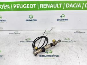 Gebruikte Cabriodak cilinder Peugeot 306 (7D) 1.6 Prijs op aanvraag aangeboden door Snuverink Autodemontage