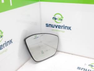 Gebruikte Spiegelglas rechts Peugeot 2008 (CU) 1.2 12V e-THP PureTech 110 Prijs € 14,98 Margeregeling aangeboden door Snuverink Autodemontage