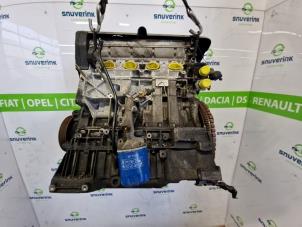 Gebruikte Motor Peugeot 206 CC (2D) 2.0 16V Prijs € 349,98 Margeregeling aangeboden door Snuverink Autodemontage