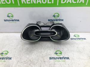 Gebruikte Cockpit Renault Clio IV (5R) 1.5 Energy dCi 90 FAP Prijs € 67,49 Margeregeling aangeboden door Snuverink Autodemontage
