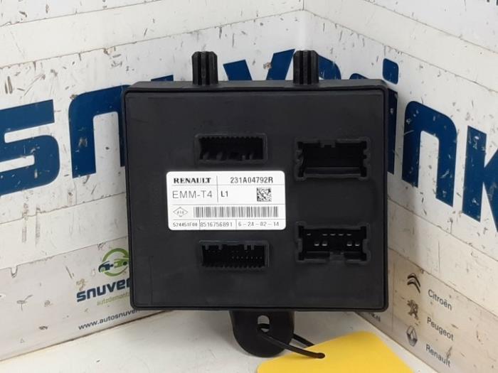 Gebruikte Module Bodycontrol Renault Clio IV (5R) 1.5 Energy dCi 90 FAP Prijs € 63,00 Margeregeling aangeboden door Snuverink Autodemontage