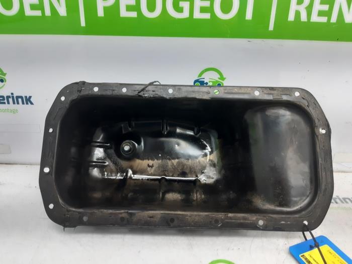 Gebruikte Carterpan Peugeot Partner Tepee (7A/B/C/D/E/F/G/J/P/S) 1.6 HDI 90 16V Phase 1 Prijs € 32,39 Inclusief btw aangeboden door Snuverink Autodemontage