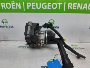 Gebruikte Pomp Servo Peugeot 308 (4A/C) 1.6 VTI 16V Prijs € 67,49 Margeregeling aangeboden door Snuverink Autodemontage