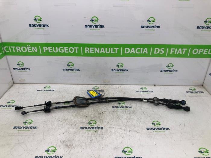 Gebruikte Schakelkabel Versnellingsbak Peugeot 107 1.0 12V Prijs € 33,99 Margeregeling aangeboden door Snuverink Autodemontage