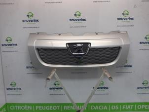 Gebruikte Grille Peugeot Boxer (U9) 2.2 HDi 100 Euro 4 Prijs € 332,75 Inclusief btw aangeboden door Snuverink Autodemontage