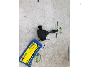 Gebruikte Bobine Peugeot 108 1.0 12V VVT-i Prijs € 14,99 Margeregeling aangeboden door Snuverink Autodemontage