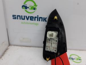 Gebruikte Schakelblok ruiten Citroen C1 1.0 12V VVT-i Prijs € 30,00 Margeregeling aangeboden door Snuverink Autodemontage