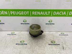 Gebruikte Blower Peugeot Boxer (244) 2.0 HDi Prijs € 98,00 Inclusief btw aangeboden door Snuverink Autodemontage