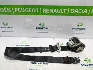 Gereviseerde Veiligheidsgordel rechts-voor Peugeot 2008 (CU) 1.2 12V e-THP PureTech 110 Prijs € 223,85 Inclusief btw aangeboden door Snuverink Autodemontage