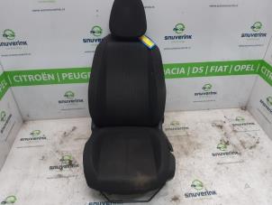 Gebruikte Voorstoel links Peugeot 308 (L3/L8/LB/LH/LP) 1.2 12V e-THP PureTech 110 Prijs € 195,00 Margeregeling aangeboden door Snuverink Autodemontage