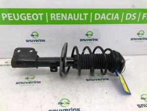 Gebruikte Voorpoot links Peugeot 308 (L3/L8/LB/LH/LP) 1.2 12V e-THP PureTech 110 Prijs € 45,00 Margeregeling aangeboden door Snuverink Autodemontage