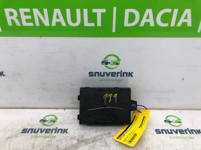 Gebruikte Bodycontrol Module Dacia Lodgy (JS/SD0J) 1.6 Sce 100 16V Prijs € 81,00 Margeregeling aangeboden door Snuverink Autodemontage