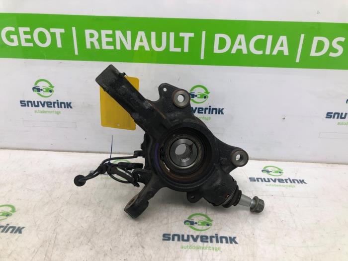 Fusee links-voor van een Renault Master IV (MA/MB/MC/MD/MH/MF/MG/MH) 2.3 dCi 150 16V 2022