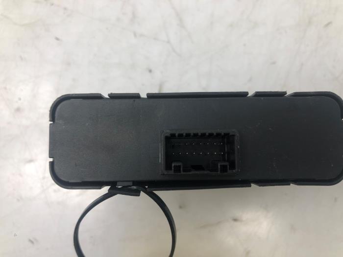 Gebruikte Computer Diversen Renault Master III (MA/MB/MC/MD/MH/MF/MG/MH) 2.3 dCi 150 16V Prijs € 54,45 Inclusief btw aangeboden door Snuverink Autodemontage