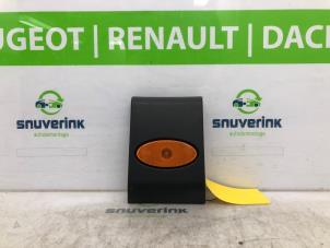 Gebruikte Sierstrip Renault Master IV (MA/MB/MC/MD/MH/MF/MG/MH) 2.3 dCi 150 16V Prijs € 42,35 Inclusief btw aangeboden door Snuverink Autodemontage