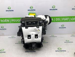 Gebruikte Chaufagebak Opel Corsa F (UB/UH/UP) 1.2 12V 75 Prijs € 405,00 Margeregeling aangeboden door Snuverink Autodemontage