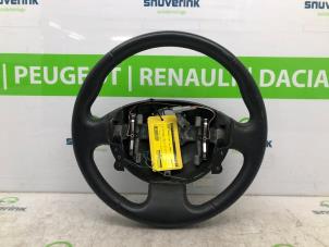 Gebruikte Stuurwiel Renault Megane II CC (EM) 1.6 16V Prijs € 40,00 Margeregeling aangeboden door Snuverink Autodemontage