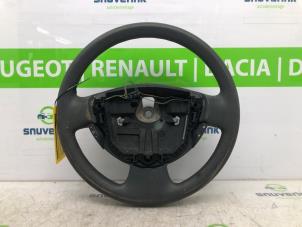 Gebruikte Stuurwiel Renault Twingo II (CN) 1.2 16V Prijs € 50,00 Margeregeling aangeboden door Snuverink Autodemontage