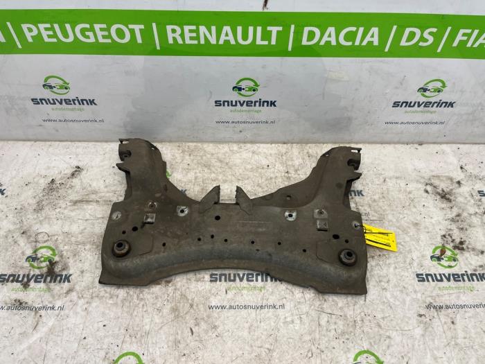 Gebruikte Subframe Renault Zoé (AG) 46kW Prijs € 96,80 Inclusief btw aangeboden door Snuverink Autodemontage