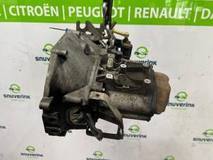 Gebruikte Versnellingsbak Peugeot Bipper (AA) 1.4 HDi Prijs € 550,00 Margeregeling aangeboden door Snuverink Autodemontage