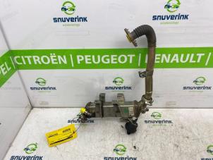 Gebruikte EGR koeler Renault Laguna III (BT) 2.0 dCiF 16V 150 Prijs € 117,00 Margeregeling aangeboden door Snuverink Autodemontage