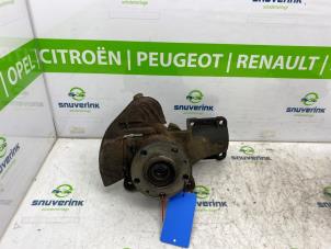Gebruikte Fusee rechts-voor Peugeot Boxer (244) 2.0 HDi Prijs € 151,25 Inclusief btw aangeboden door Snuverink Autodemontage