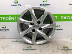 Gebruikte Velg Peugeot 208 I (CA/CC/CK/CL) 1.2 Vti 12V PureTech 82 Prijs € 59,98 Margeregeling aangeboden door Snuverink Autodemontage