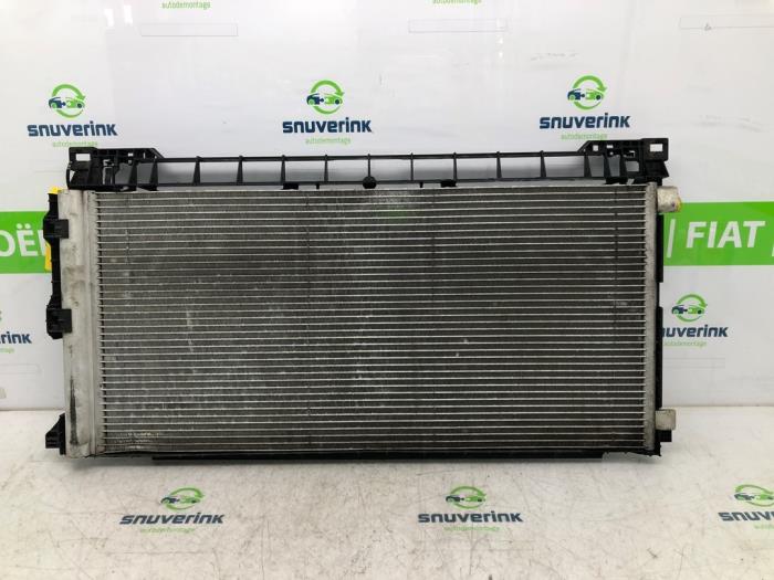 Gebruikte Airco Condensor Renault Trafic (1FL/2FL/3FL/4FL) 2.0 dCi 16V 120 Prijs € 101,80 Inclusief btw aangeboden door Snuverink Autodemontage