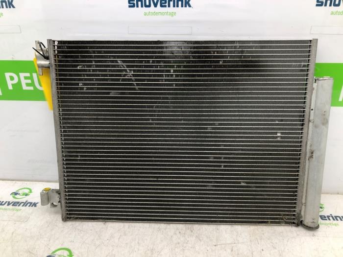 Gebruikte Airco Condensor Renault Clio IV (5R) 0.9 Energy TCE 90 12V Prijs € 25,48 Margeregeling aangeboden door Snuverink Autodemontage