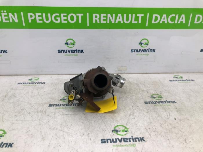 Gebruikte Turbo Renault Clio IV Estate/Grandtour (7R) 1.5 Energy dCi 90 FAP Prijs € 116,16 Inclusief btw aangeboden door Snuverink Autodemontage