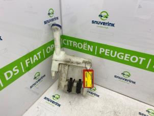 Gebruikte Ruitensproeiertank voor Citroen C1 1.0 12V Prijs € 50,00 Margeregeling aangeboden door Snuverink Autodemontage