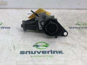 Gebruikte EGR Klep Renault Clio IV (5R) 1.5 Energy dCi 90 FAP Prijs € 31,50 Margeregeling aangeboden door Snuverink Autodemontage