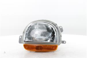 Nieuwe Linker Koplamp Renault Twingo Prijs op aanvraag aangeboden door Snuverink Autodemontage