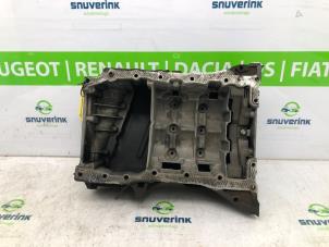 Gebruikte Carterpan Renault Trafic New (FL) 2.0 dCi 16V 90 Prijs € 81,68 Inclusief btw aangeboden door Snuverink Autodemontage